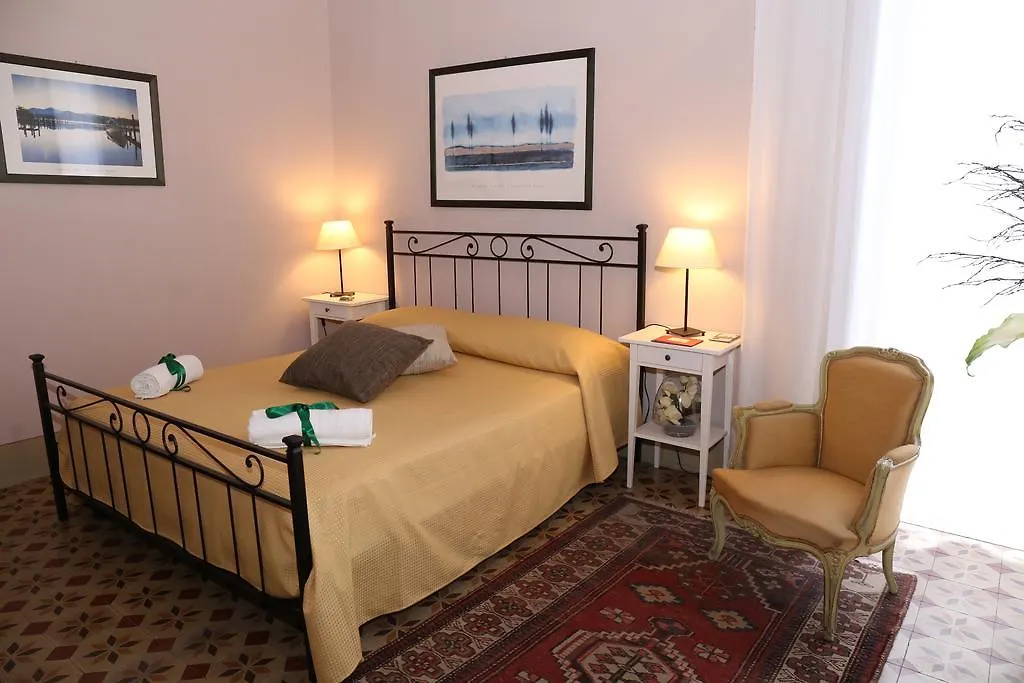 ***  Casa Elide Bed & Breakfast Catania Italy